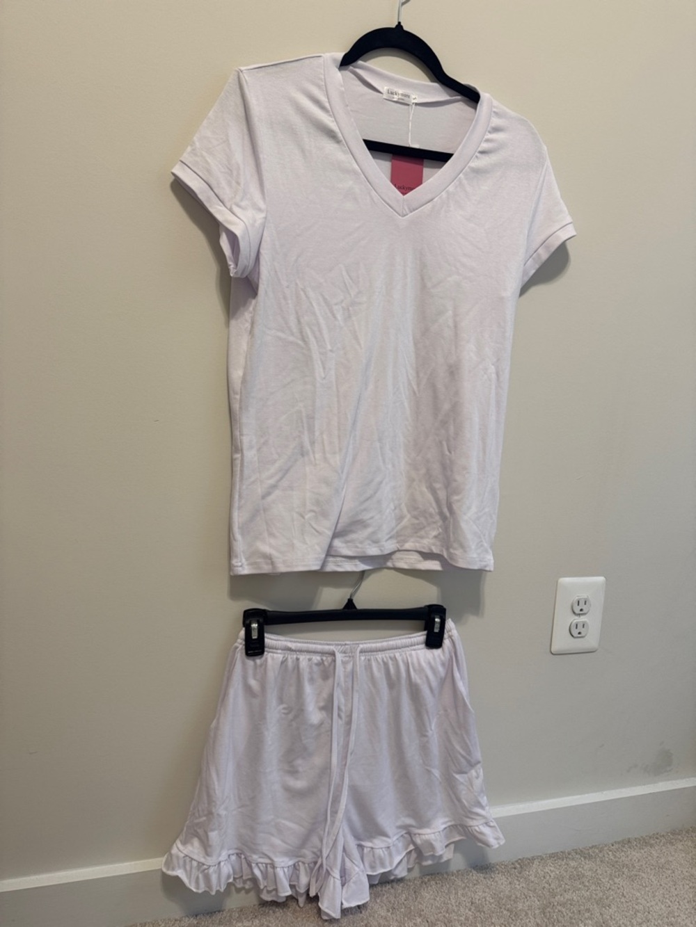 Women’s V-Neck Short Sleeve Pajama Set in White